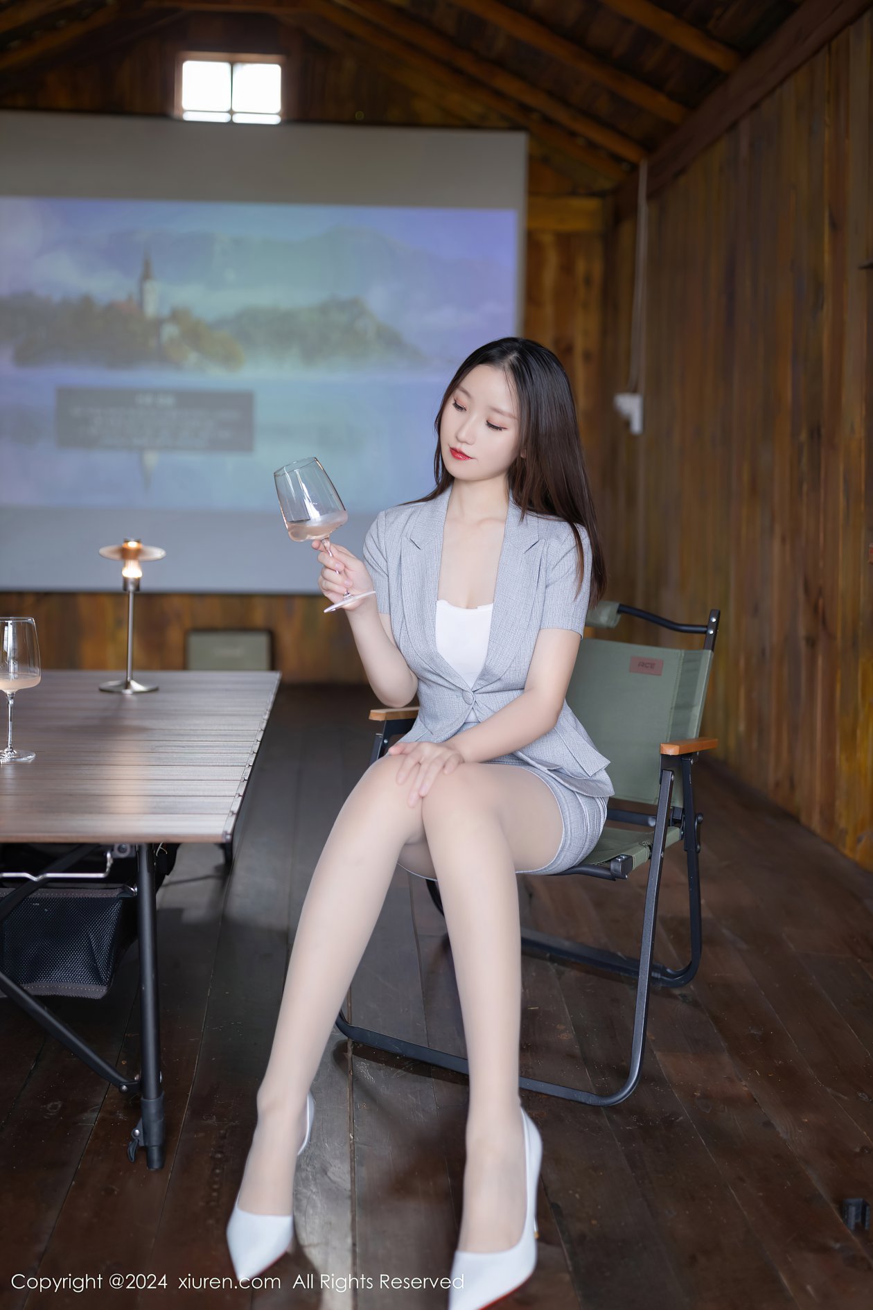 [XIUREN秀人网] 2024.11.20 NO.9474 杏子Yada [80P-694MB]