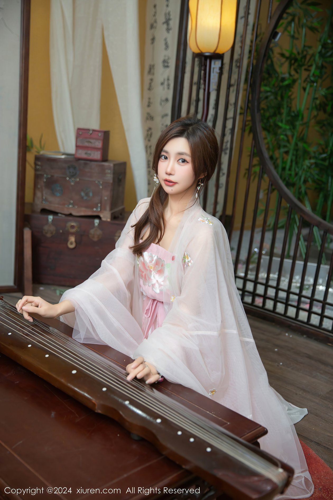[XIUREN秀人网] 2024.11.20 NO.9475 绮里嘉ula [80P-803MB]