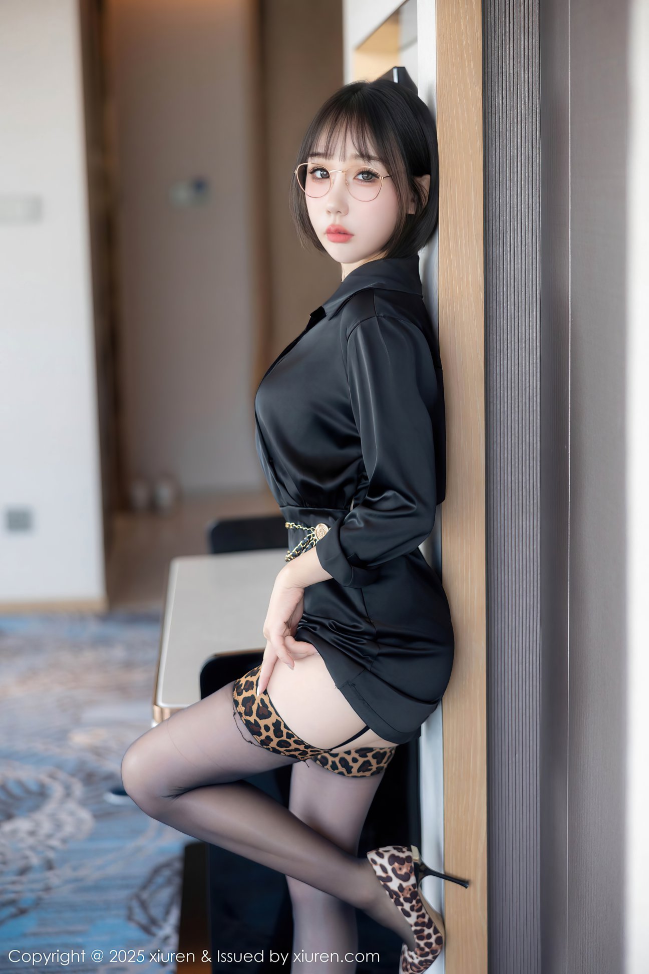 [XIUREN秀人网] 2025.01.03 NO.9701 波巧酱 [79P-807MB]