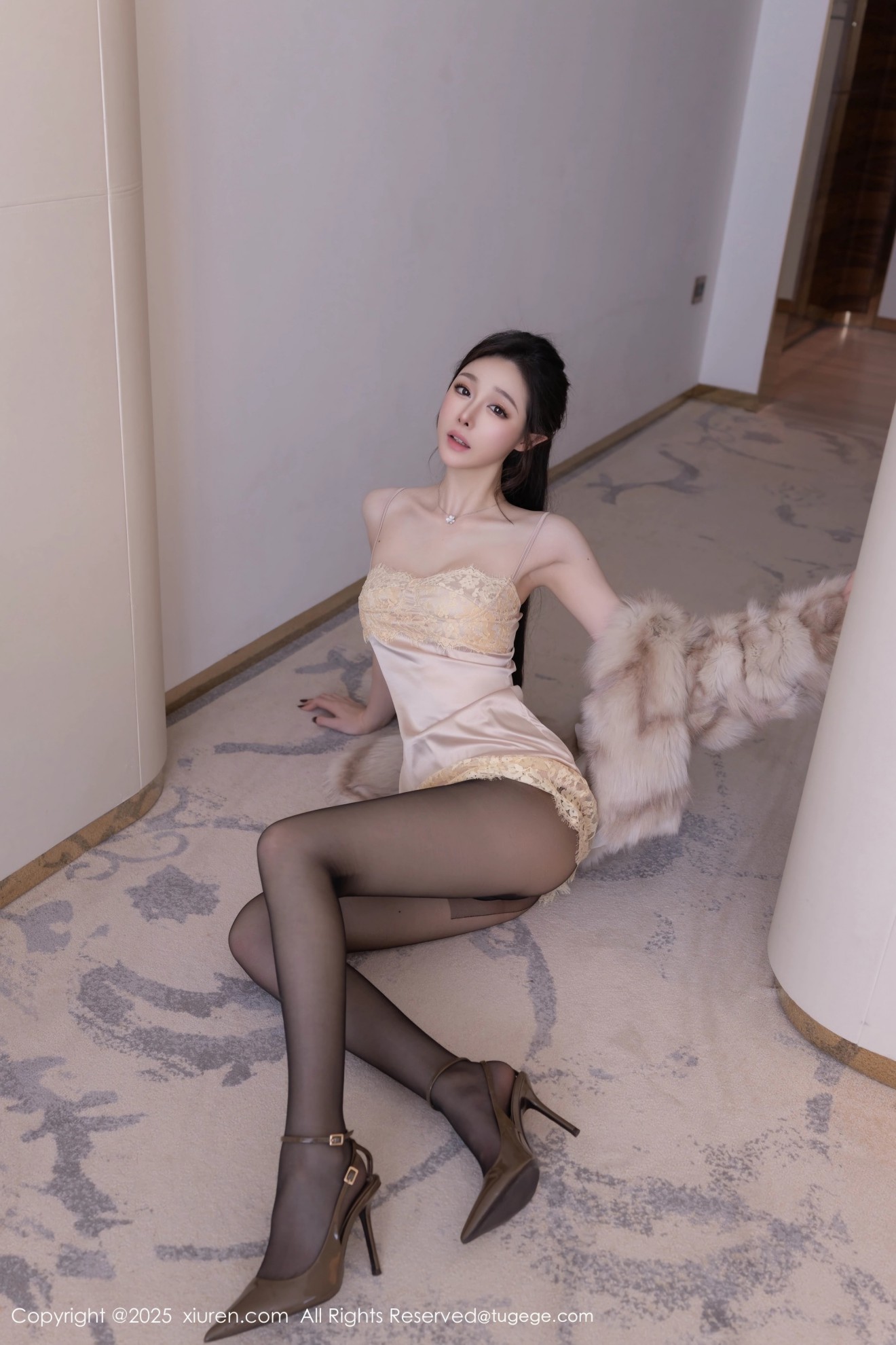 [XIUREN秀人网] 2025.05.09 NO.10259 小逗逗 [76P-742MB]