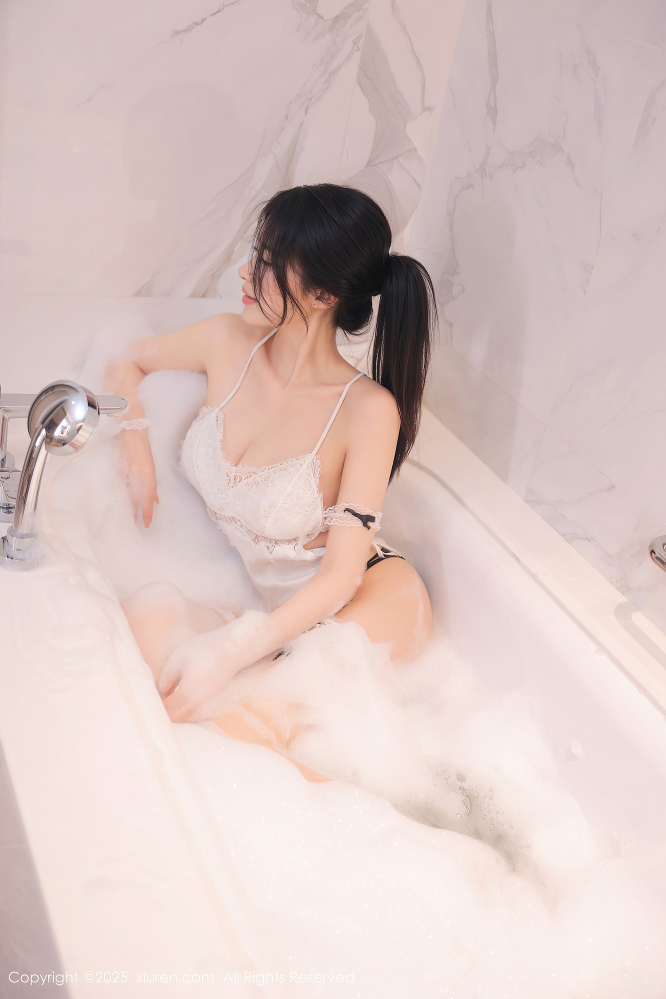 [XIUREN秀人网] 2025.05.23 NO.10316 shelly诗莉吖 [59P-543MB]