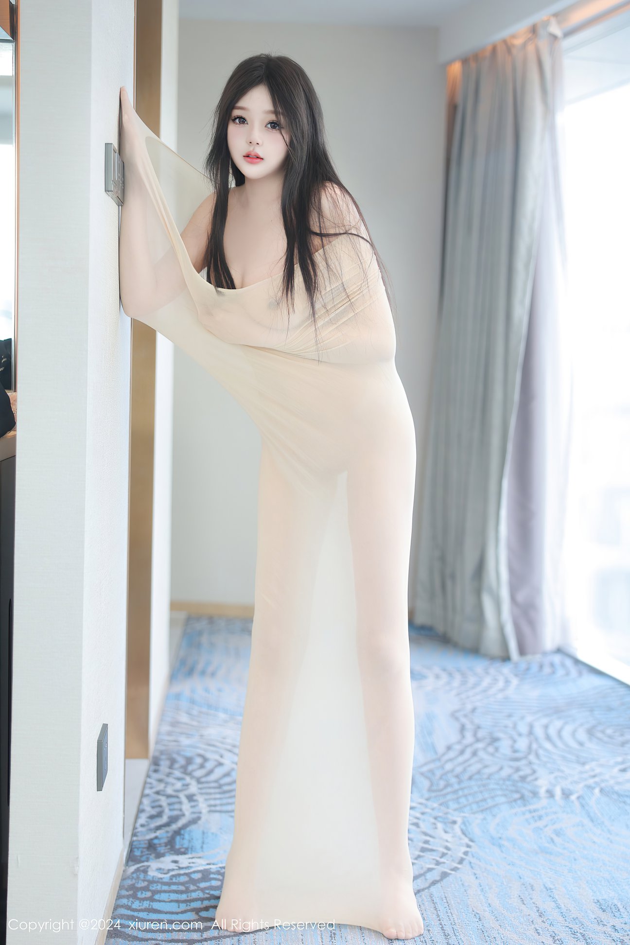 [XIUREN秀人网] 2024.10.24 NO.9337 柚柚小奶瓶 [72P-734MB]