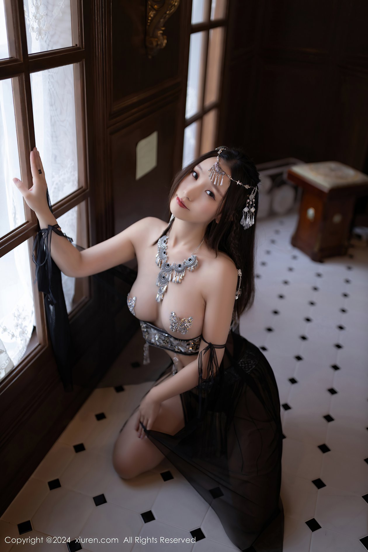 [XIUREN秀人网] 2024.09.18 NO.9172 杏子Yada [81P-730MB]