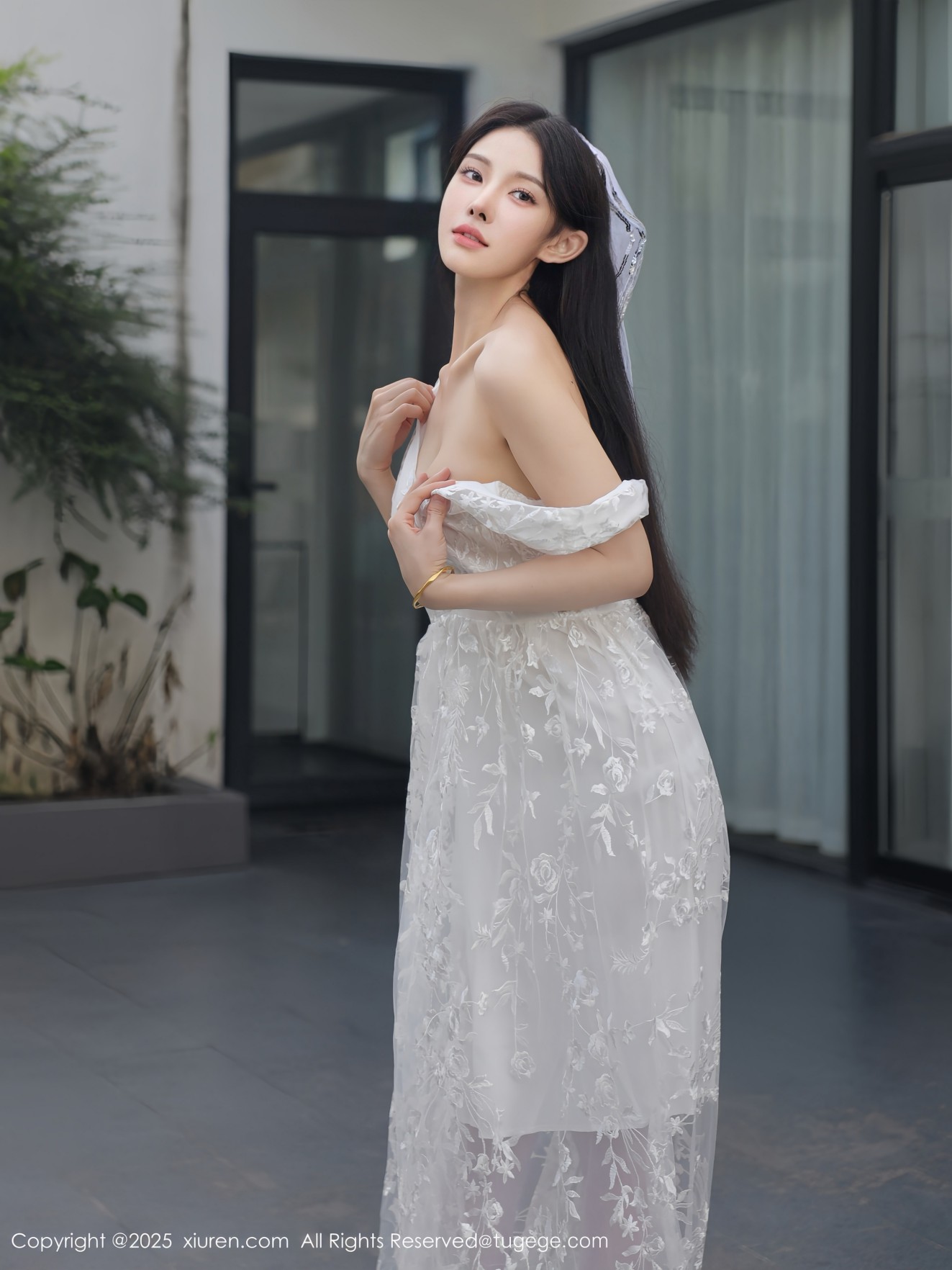 [XIUREN秀人网] 2025.08.18 NO.10661 梨霜儿 [82P]