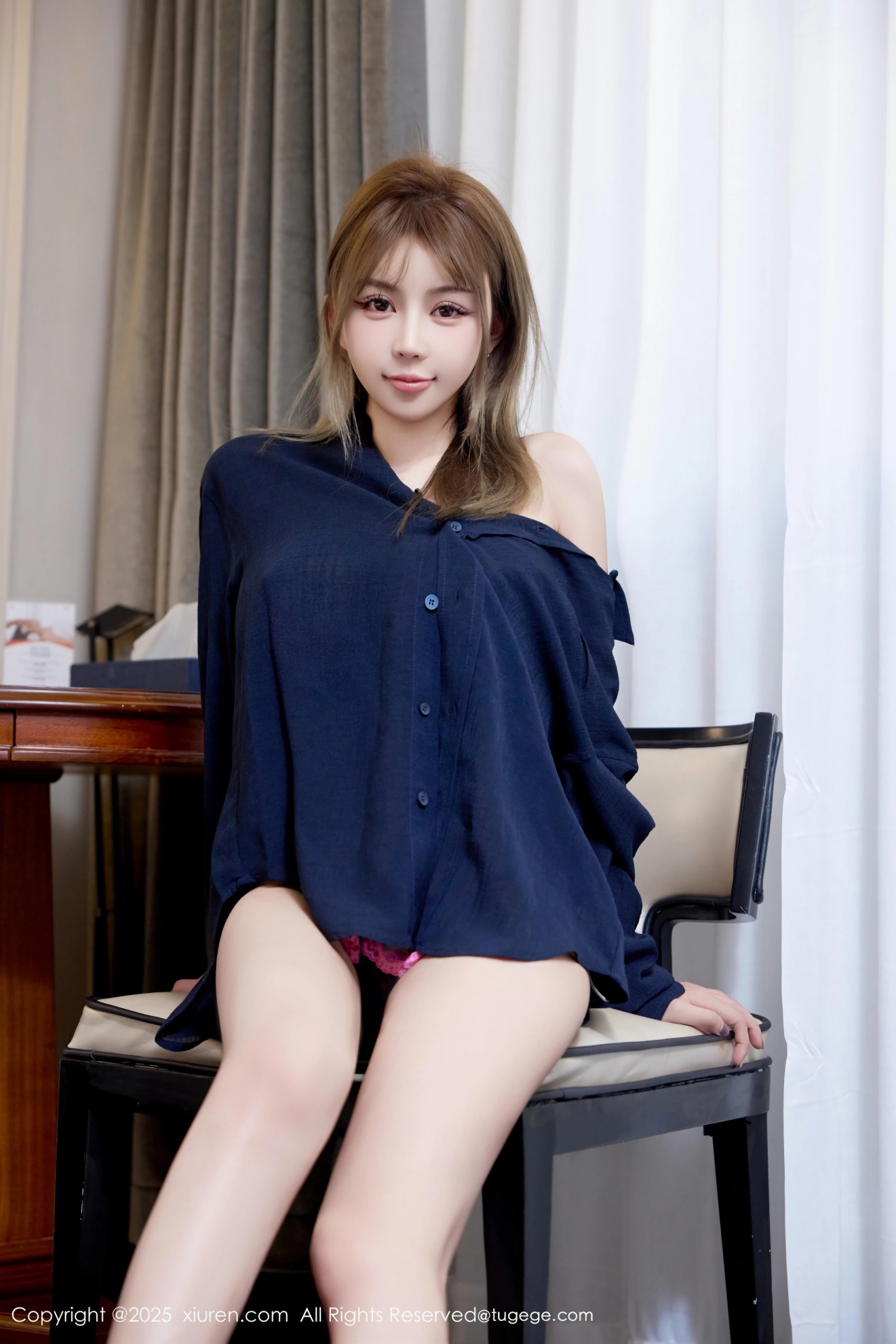 [XIUREN秀人网] 2025.08.21 NO.10673 Zoe柚柚 [94零社区]