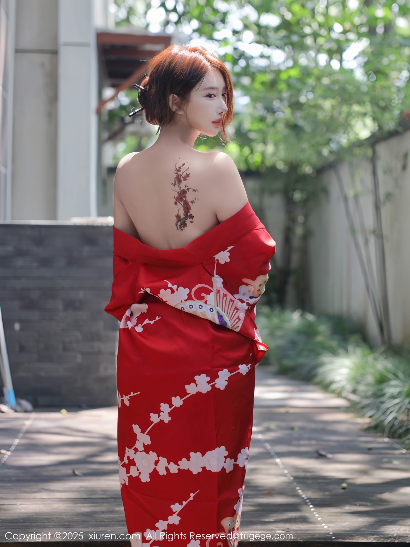 [XIUREN秀人网] 2025.08.22 NO.10683 金允希Yuki [94零社区]