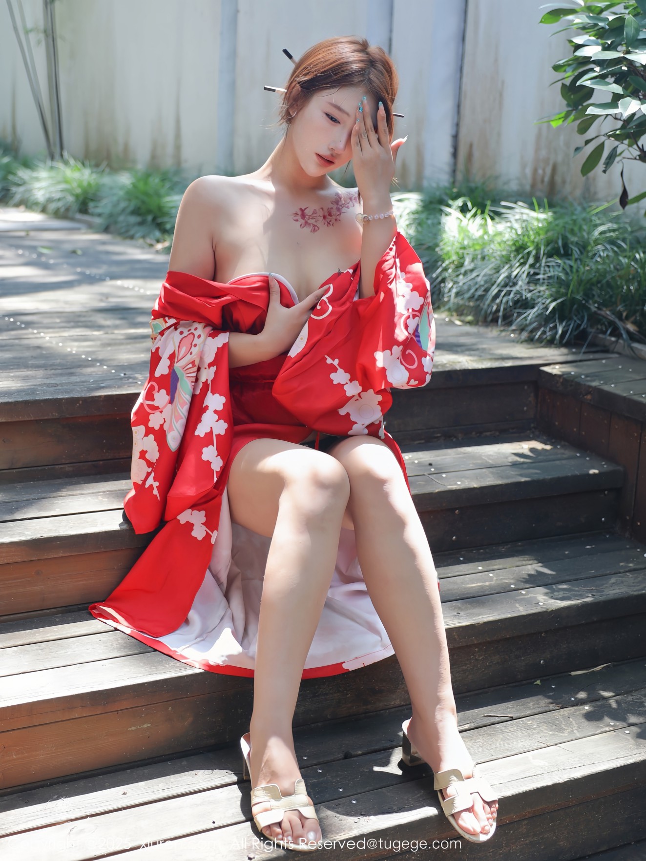 [XIUREN秀人网] 2025.08.22 NO.10683 金允希Yuki [94零社区]