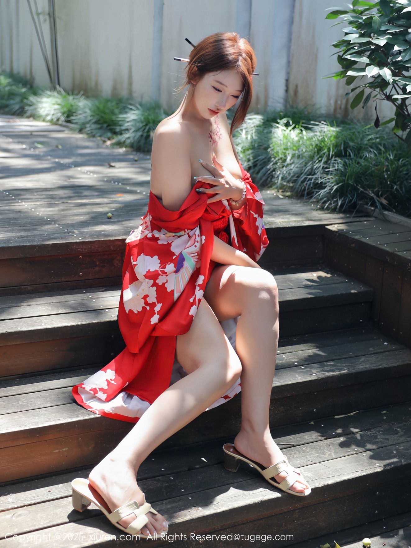 [XIUREN秀人网] 2025.08.22 NO.10683 金允希Yuki [94零社区]