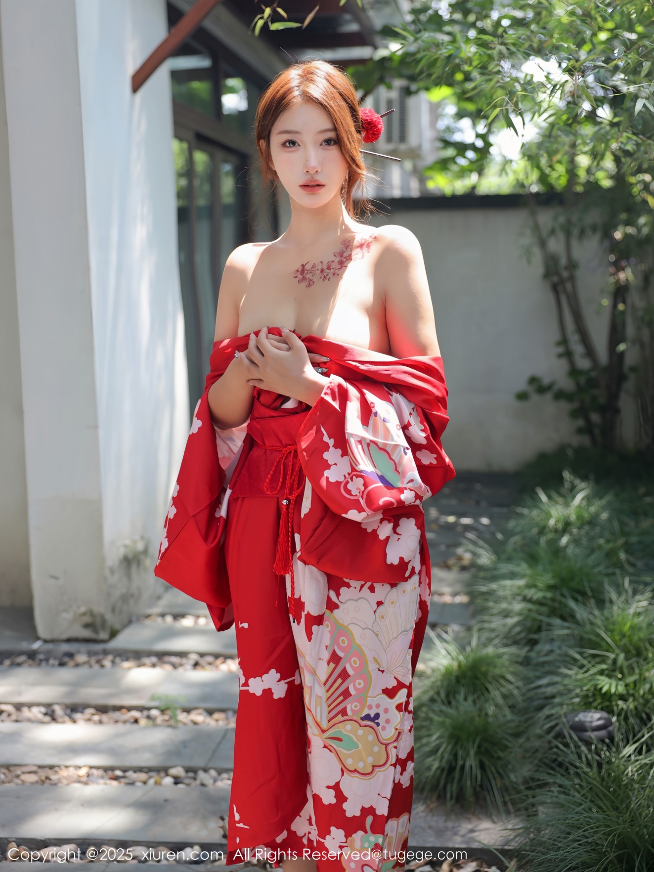 [XIUREN秀人网] 2025.08.22 NO.10683 金允希Yuki [94零社区]