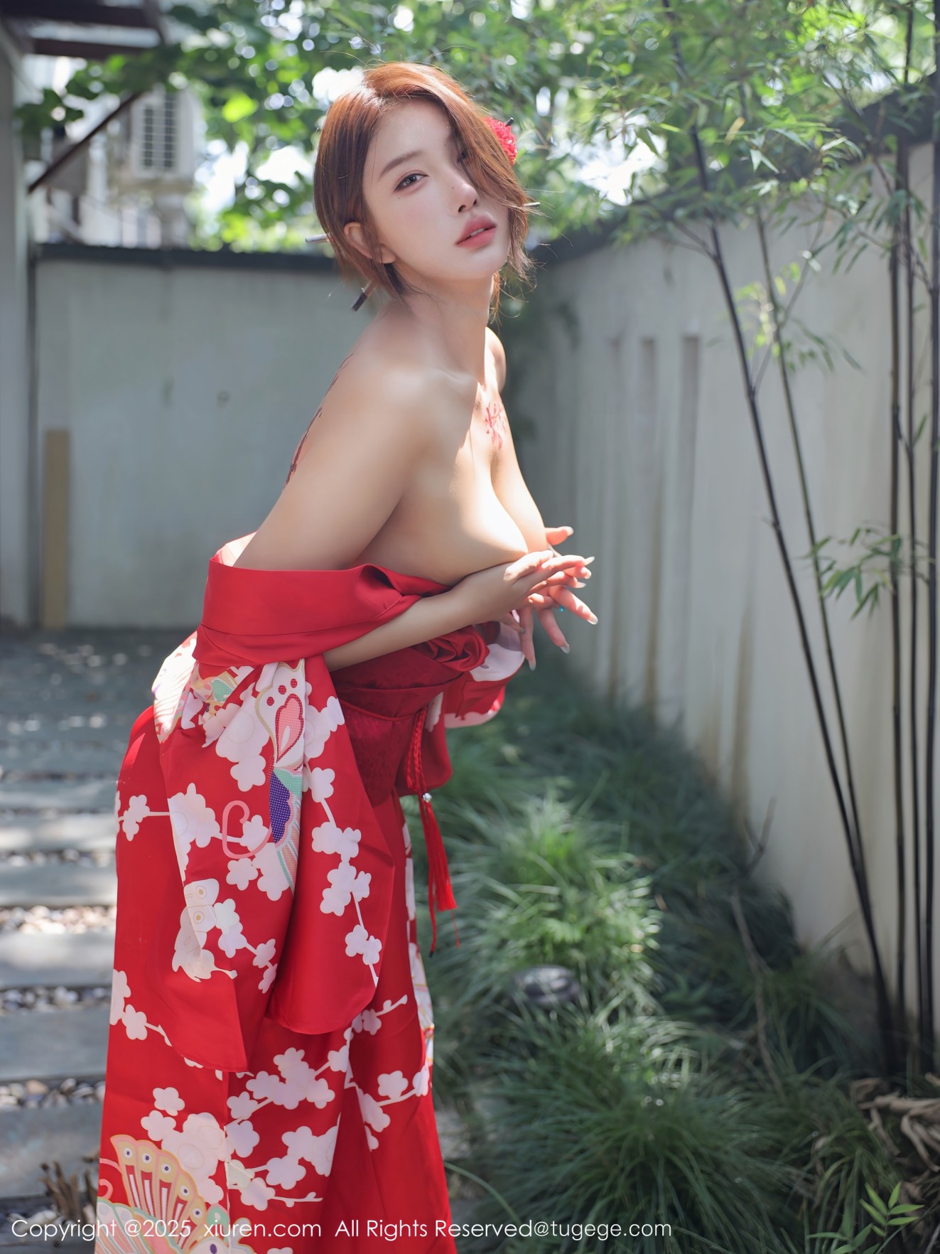 [XIUREN秀人网] 2025.08.22 NO.10683 金允希Yuki [94零社区]