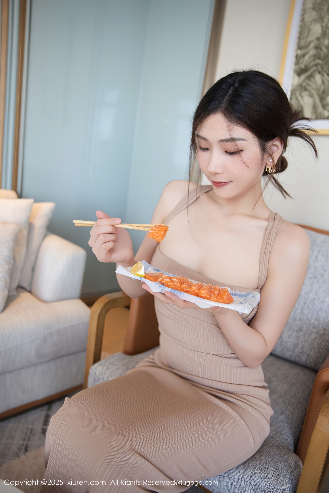 [XIUREN秀人网] 2025.08.22 NO.10678 刘婷婷 [94零社区]