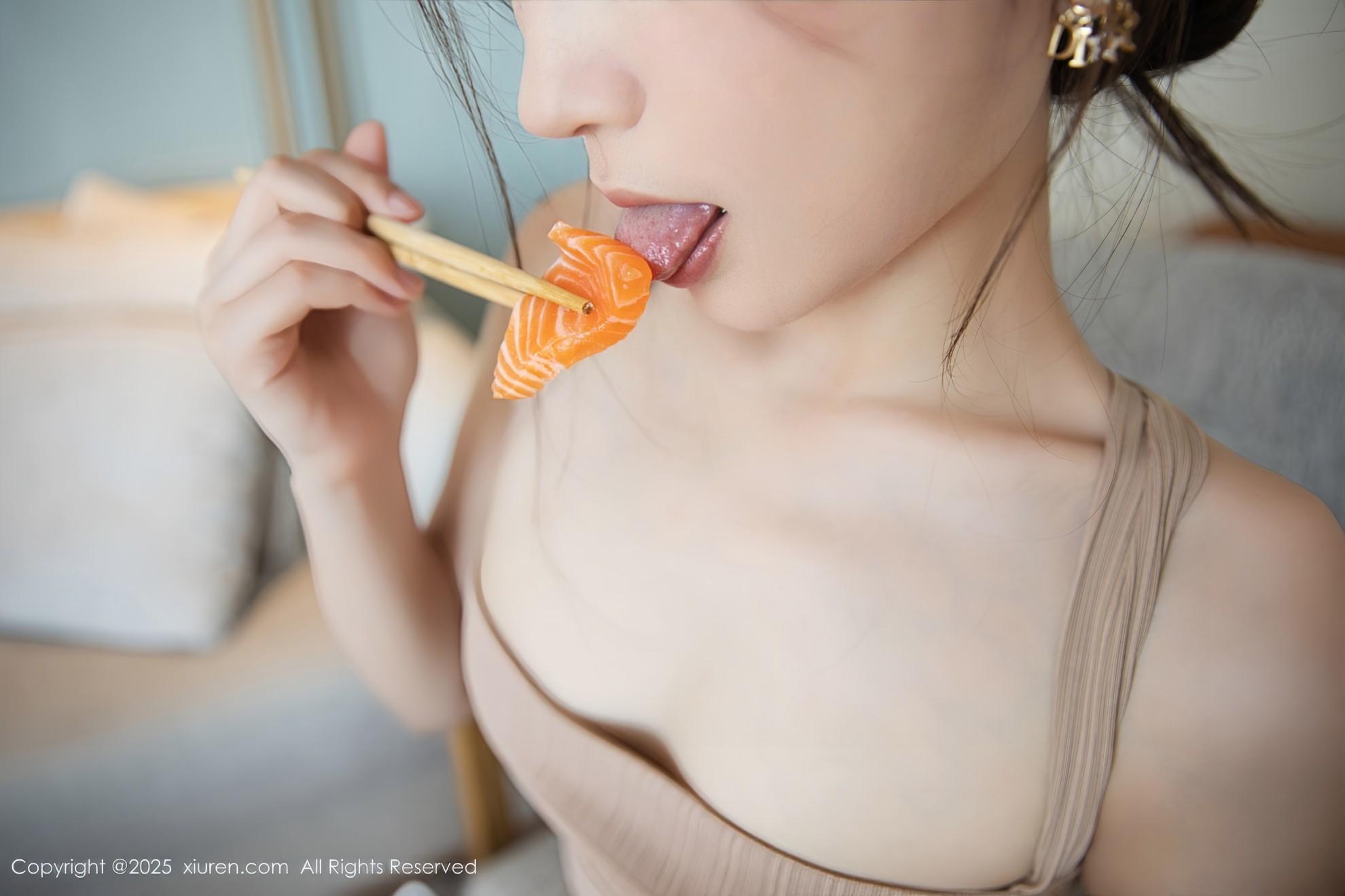 [XIUREN秀人网] 2025.08.22 NO.10678 刘婷婷 [94零社区]