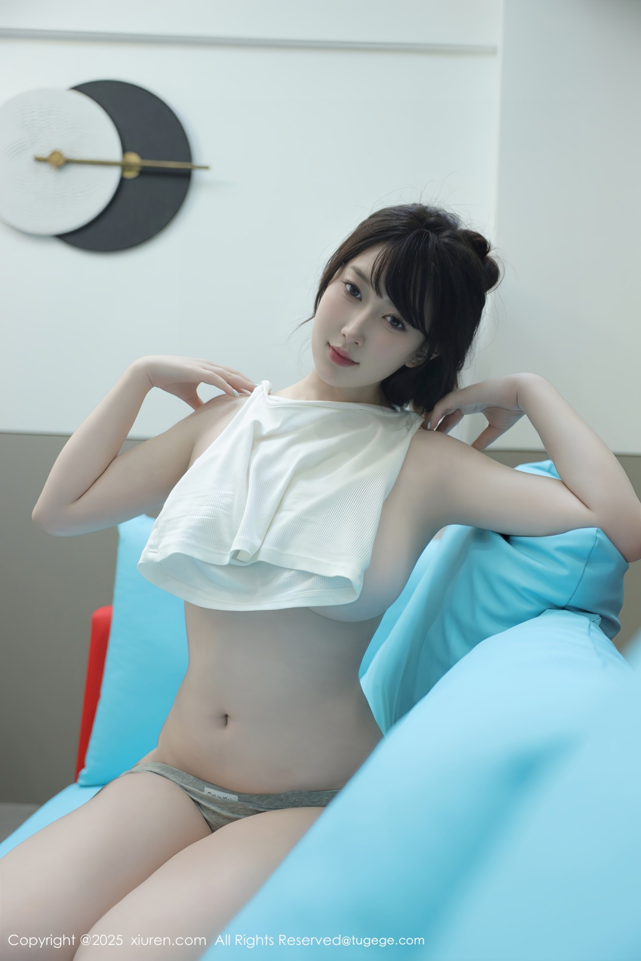 [XIUREN秀人网] 2025.08.21 NO.10676 李沁恩lrene [94零社区]