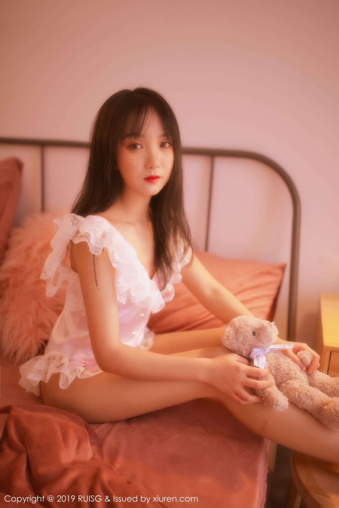 [RUISG瑞丝馆] 2019.09.11 VOL.085 小葡萄miki [43P-139MB]