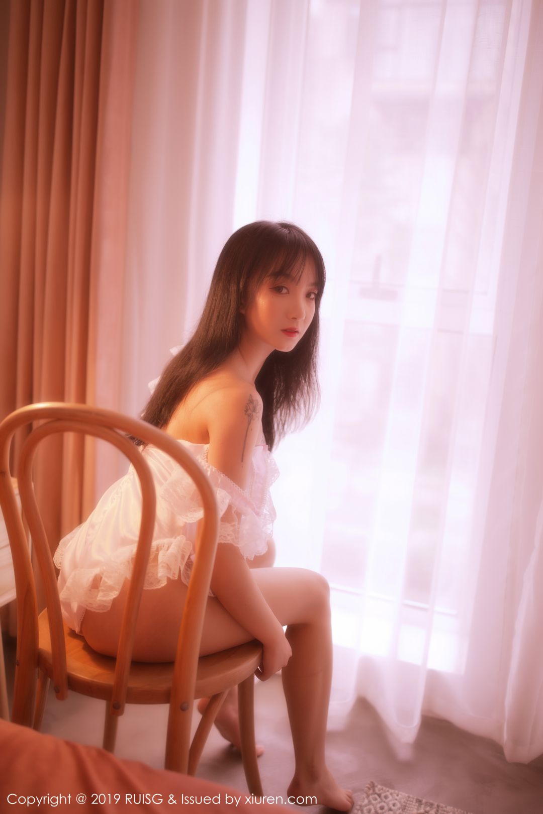 [RUISG瑞丝馆] 2019.09.11 VOL.085 小葡萄miki [43P-139MB]