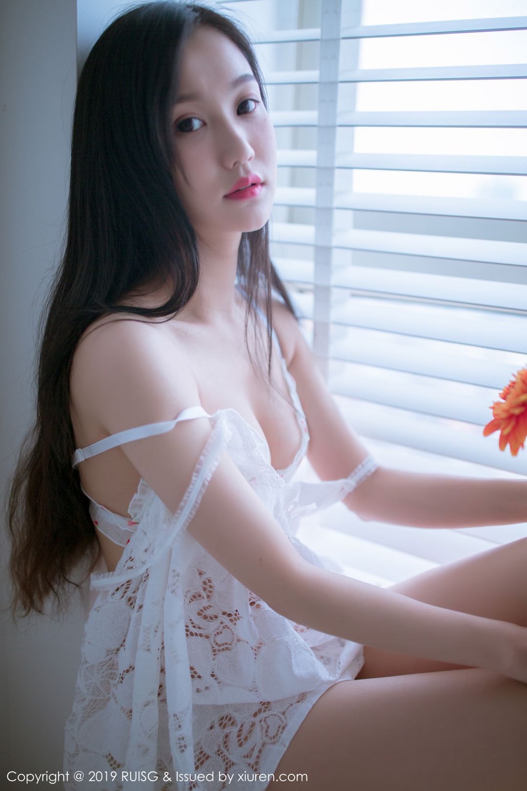 [RUISG瑞丝馆] 2019.06.25 VOL.068 深紫Julie [49P-135MB]