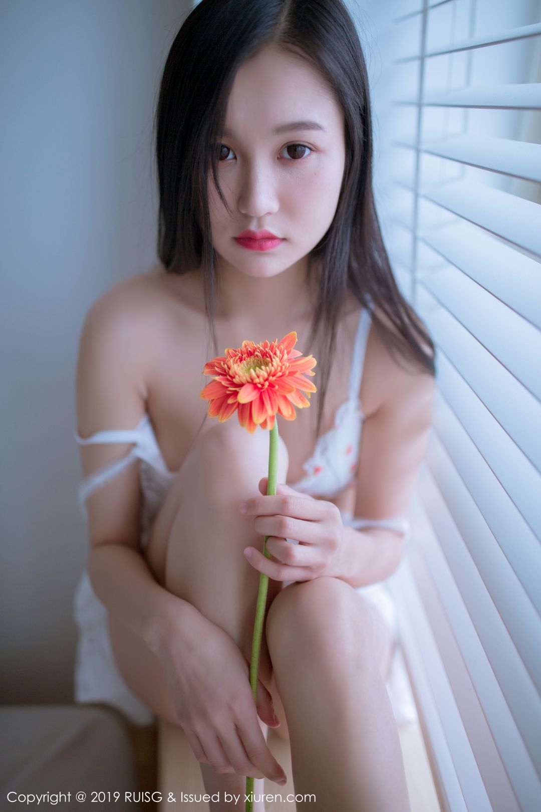 [RUISG瑞丝馆] 2019.06.25 VOL.068 深紫Julie [49P-135MB]