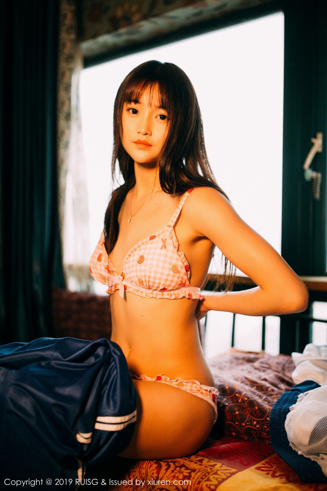 [RUISG瑞丝馆] 2019.06.27 VOL.069 圆圆Daphne [50P-248MB]