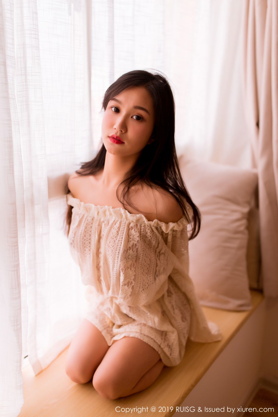 [RUISG瑞丝馆] 2019.06.19 VOL.066 深紫Julie [42-112MB]