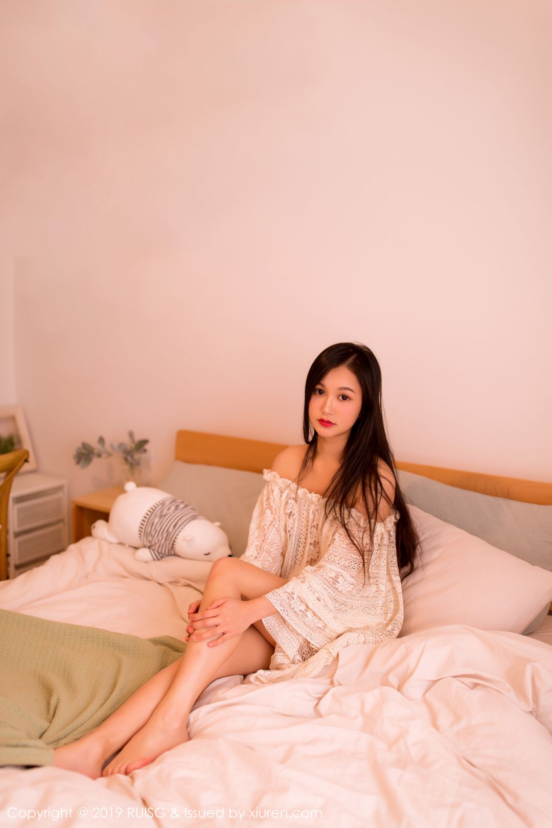 [RUISG瑞丝馆] 2019.06.19 VOL.066 深紫Julie [42-112MB]