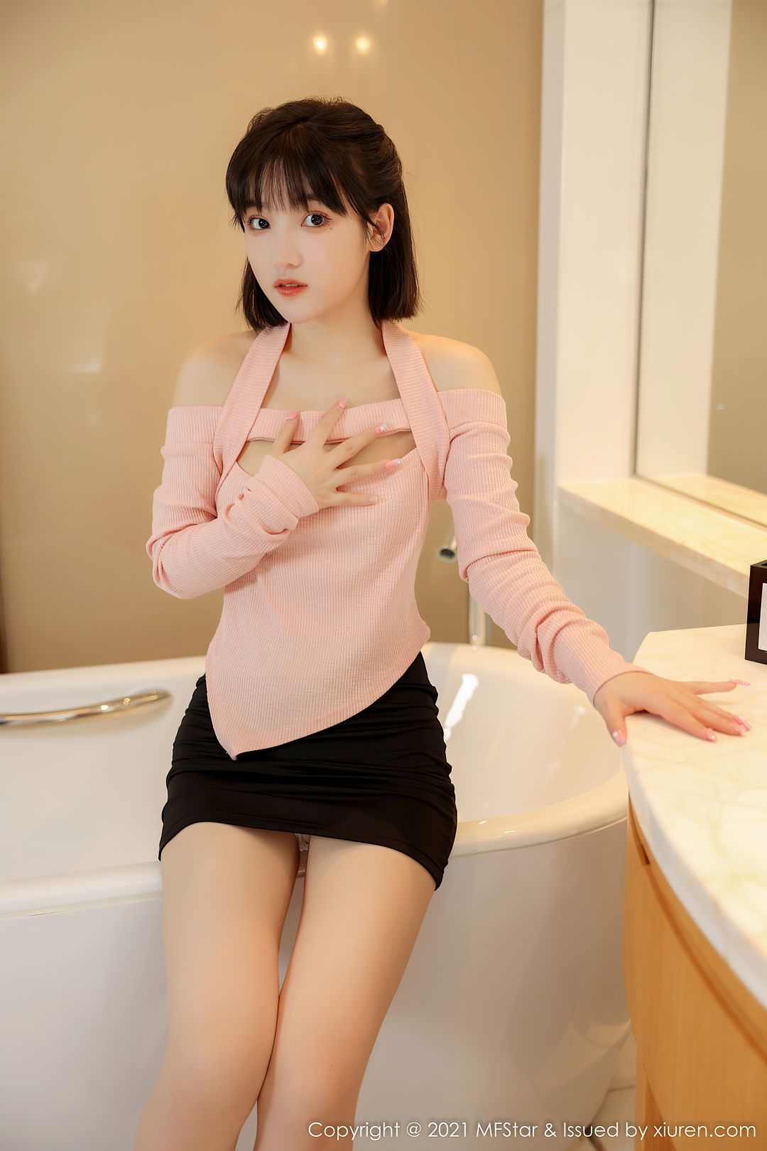 [MFStar模范学院] 2021.12.06 VOL.545 甜筒晓彤 甜美青春 [56P-527MB]