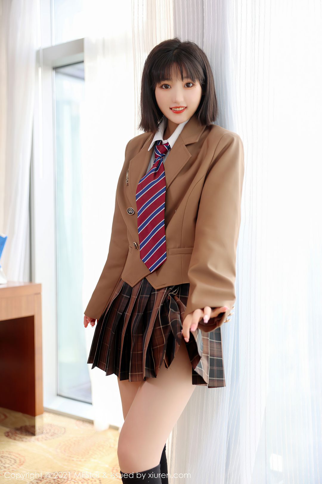 [MFStar模范学院] 2021.11.29 VOL.543 甜筒晓彤 [53P-526MB]