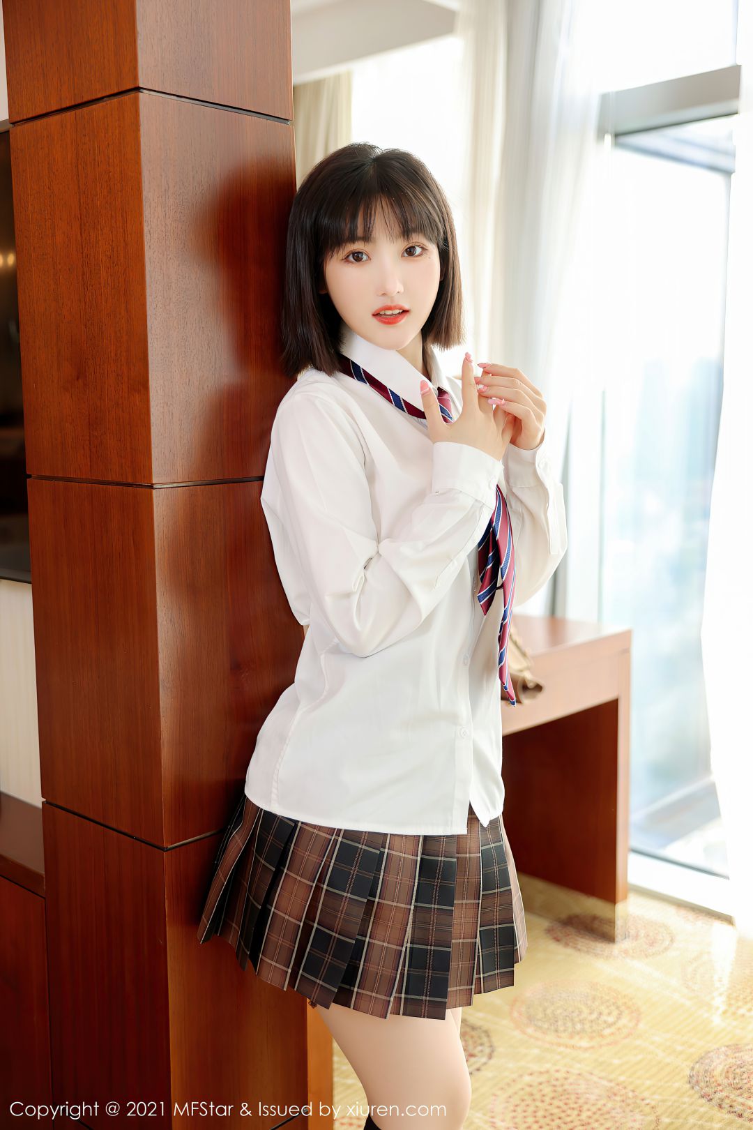 [MFStar模范学院] 2021.11.29 VOL.543 甜筒晓彤 [53P-526MB]