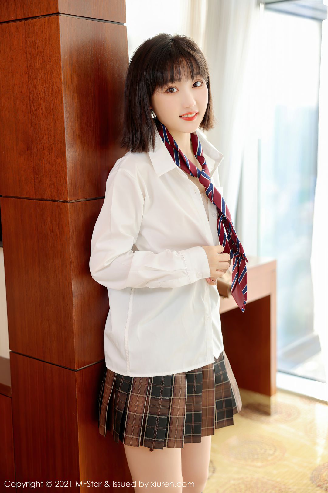 [MFStar模范学院] 2021.11.29 VOL.543 甜筒晓彤 [53P-526MB]