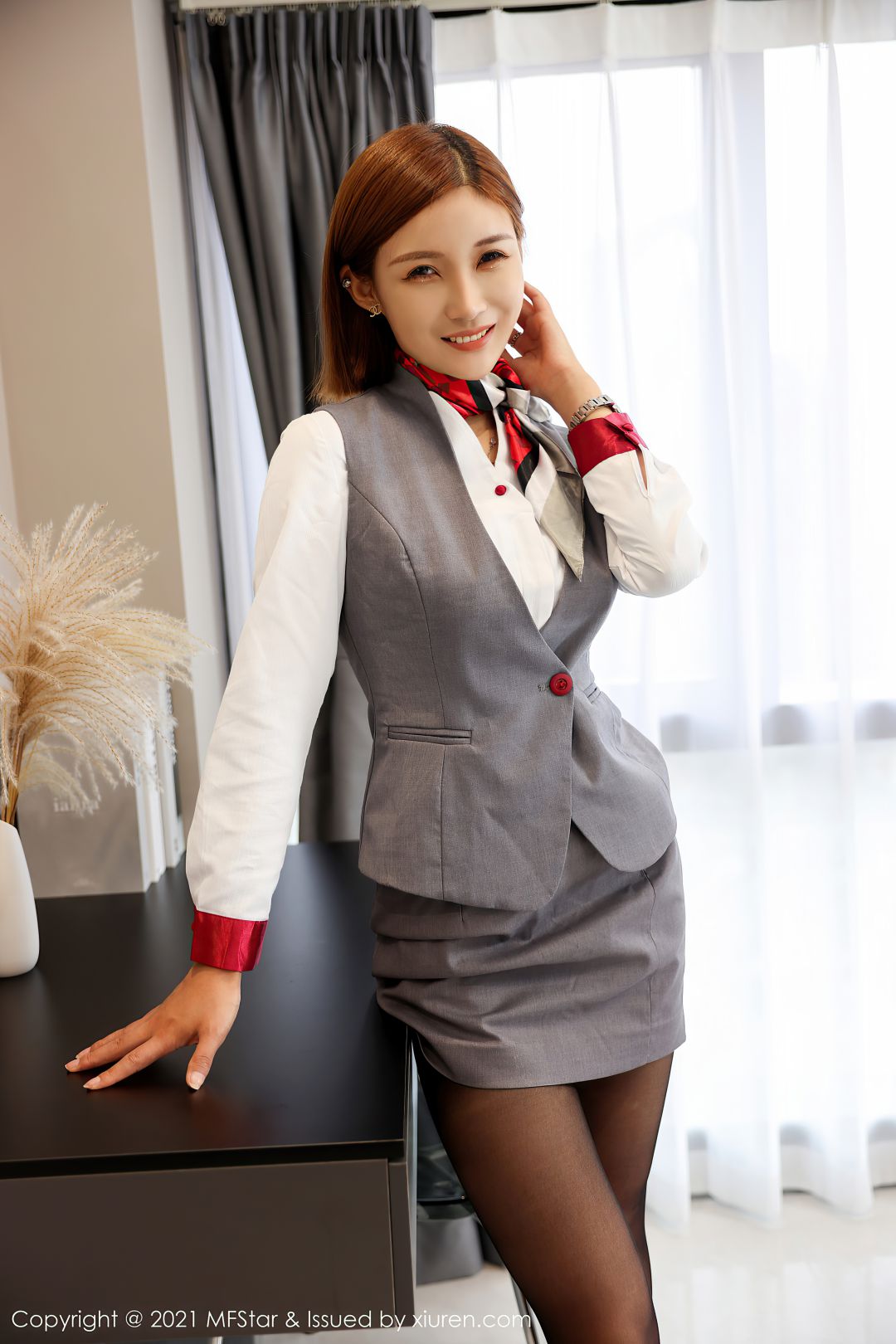 [MFStar模范学院] 2021.11.16 VOL.539 王蜜 [51P-447MB]