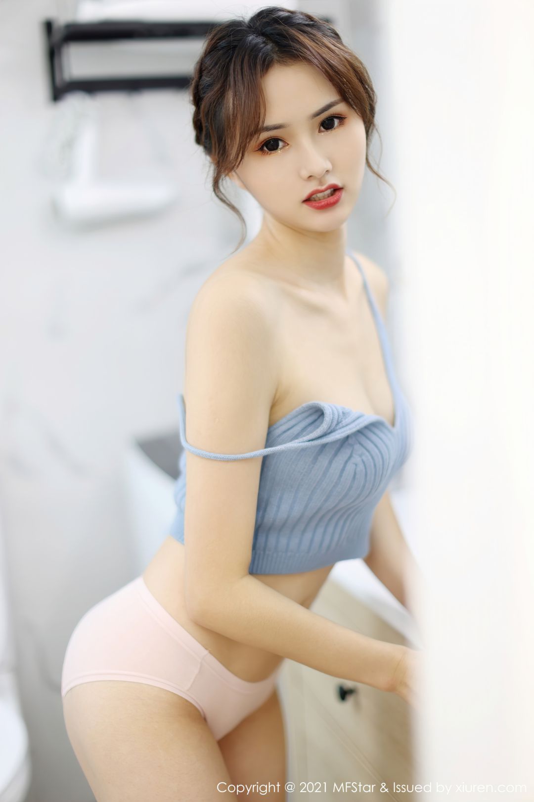[MFStar模范学院] 2021.08.04 VOL.521 墨韩 [38P-252MB]