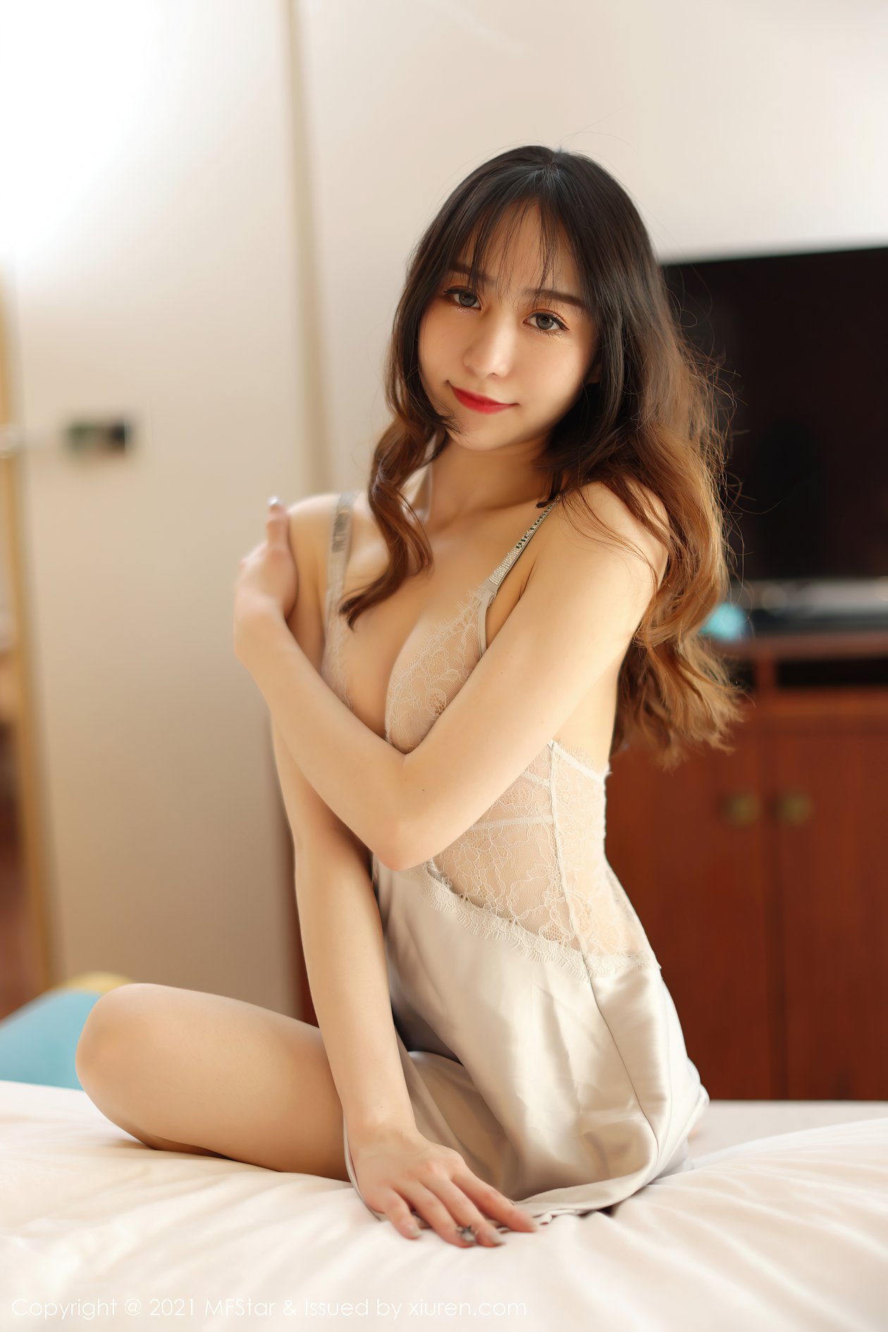 [MFStar模范学院] 2021.05.14 VOL.495 水水er [54P-497MB]