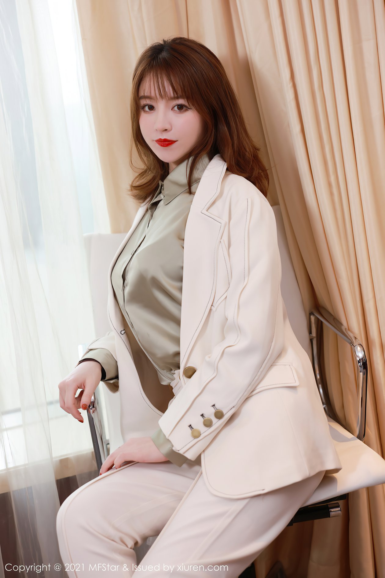 [MFStar模范学院] 2021.04.23 VOL.485 yoo优优 [45P-486MB]