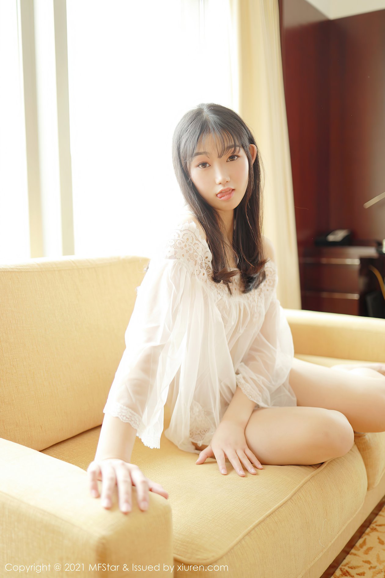 [MFStar模范学院] 2021.03.18 VOL.470 母崽崽 [38P-381MB]