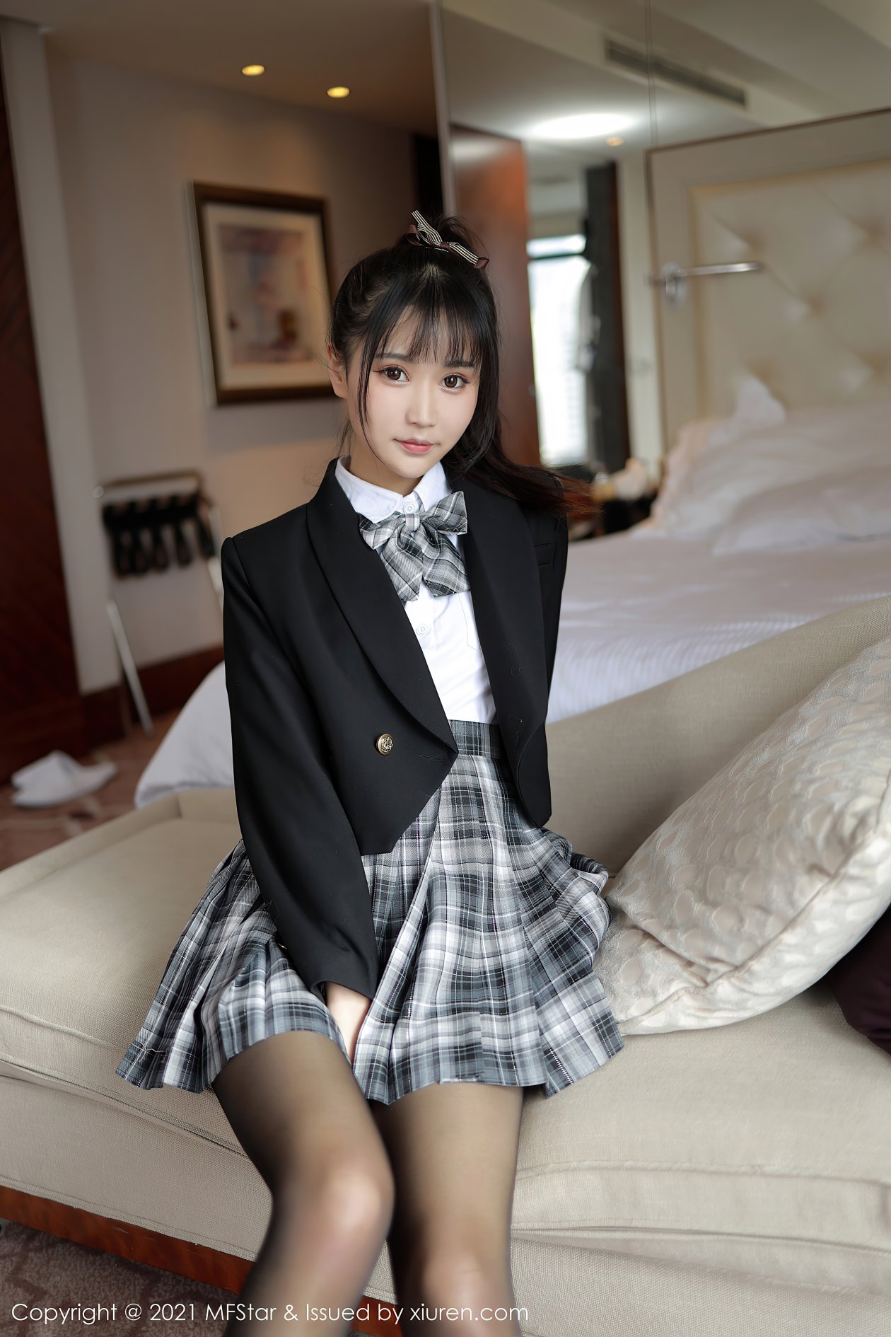 [MFStar模范学院] 2021.01.14 VOL.439 小果冻儿 [49P-541MB]