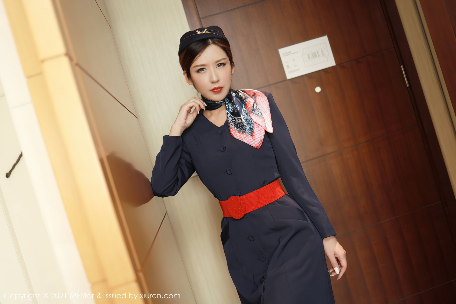 [MFStar模范学院] 2021.01.12 VOL.437 lsabelle贵贵 [36P-411MB]