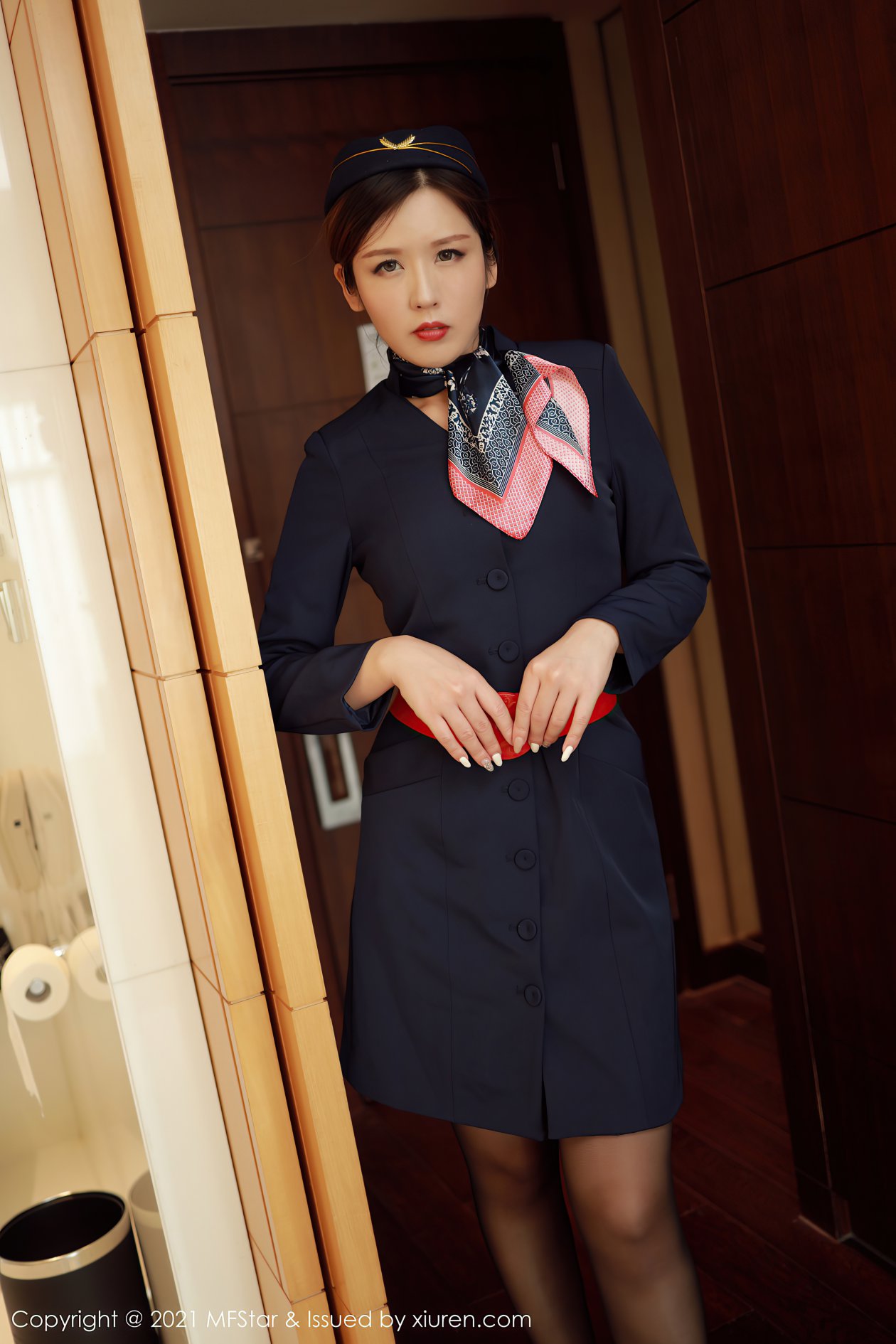[MFStar模范学院] 2021.01.12 VOL.437 lsabelle贵贵 [36P-411MB]