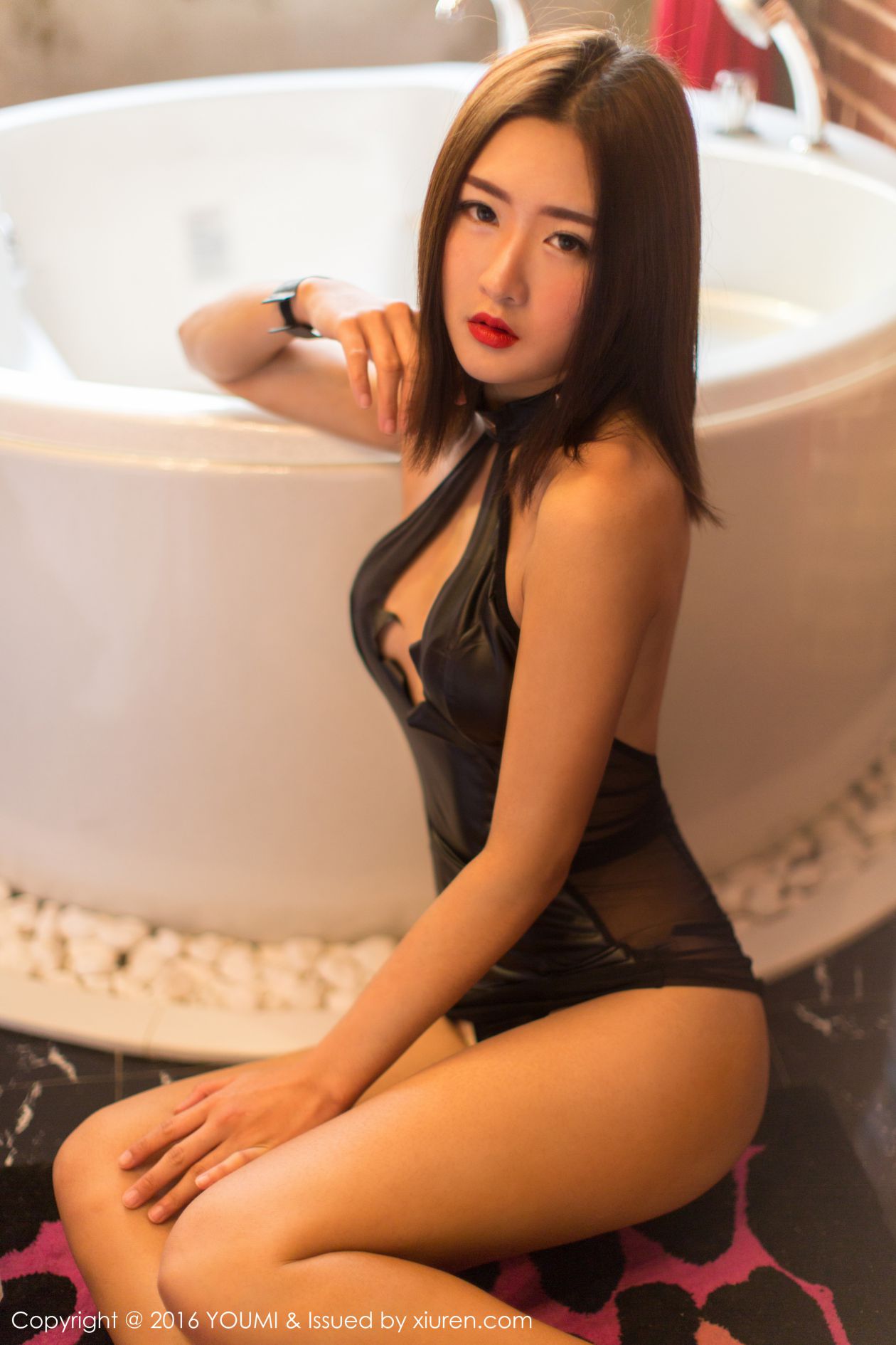 [YOUMI尤蜜荟] 2016.12.30 VOL.004 周琰琳LIN [53P-180MB]