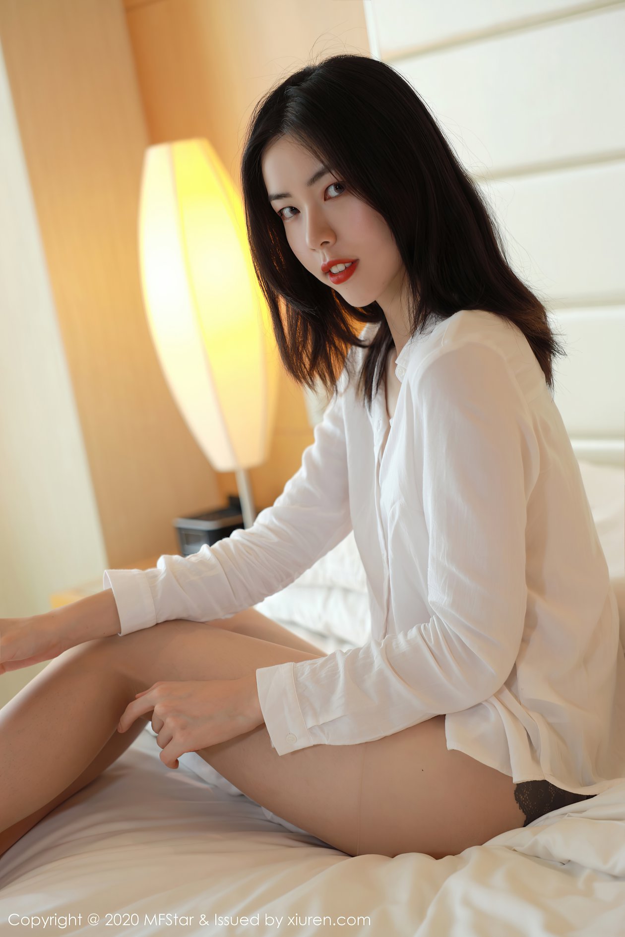 [MFStar模范学院] 2020.10.26 VOL.406 欧阳美萱MX [58P-503MB]