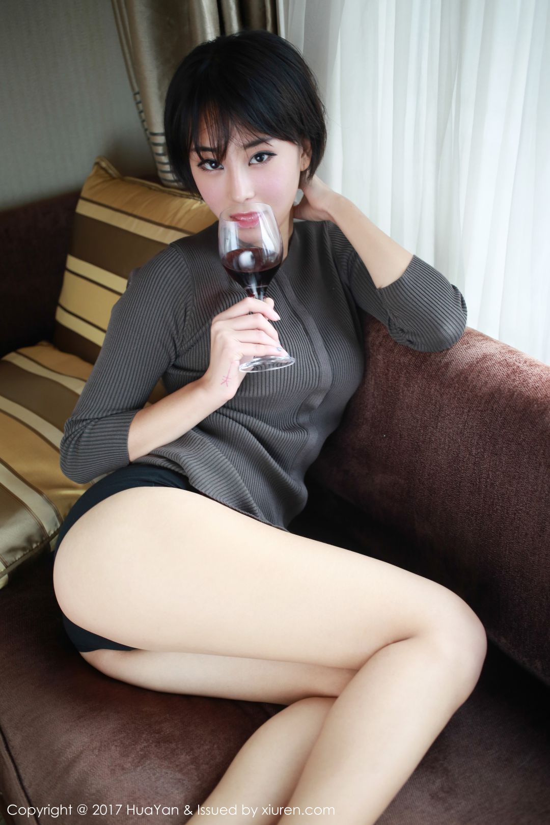 [HuaYan花の颜] 2017.04.18 VOL.035 艺蕾[43P-214M]