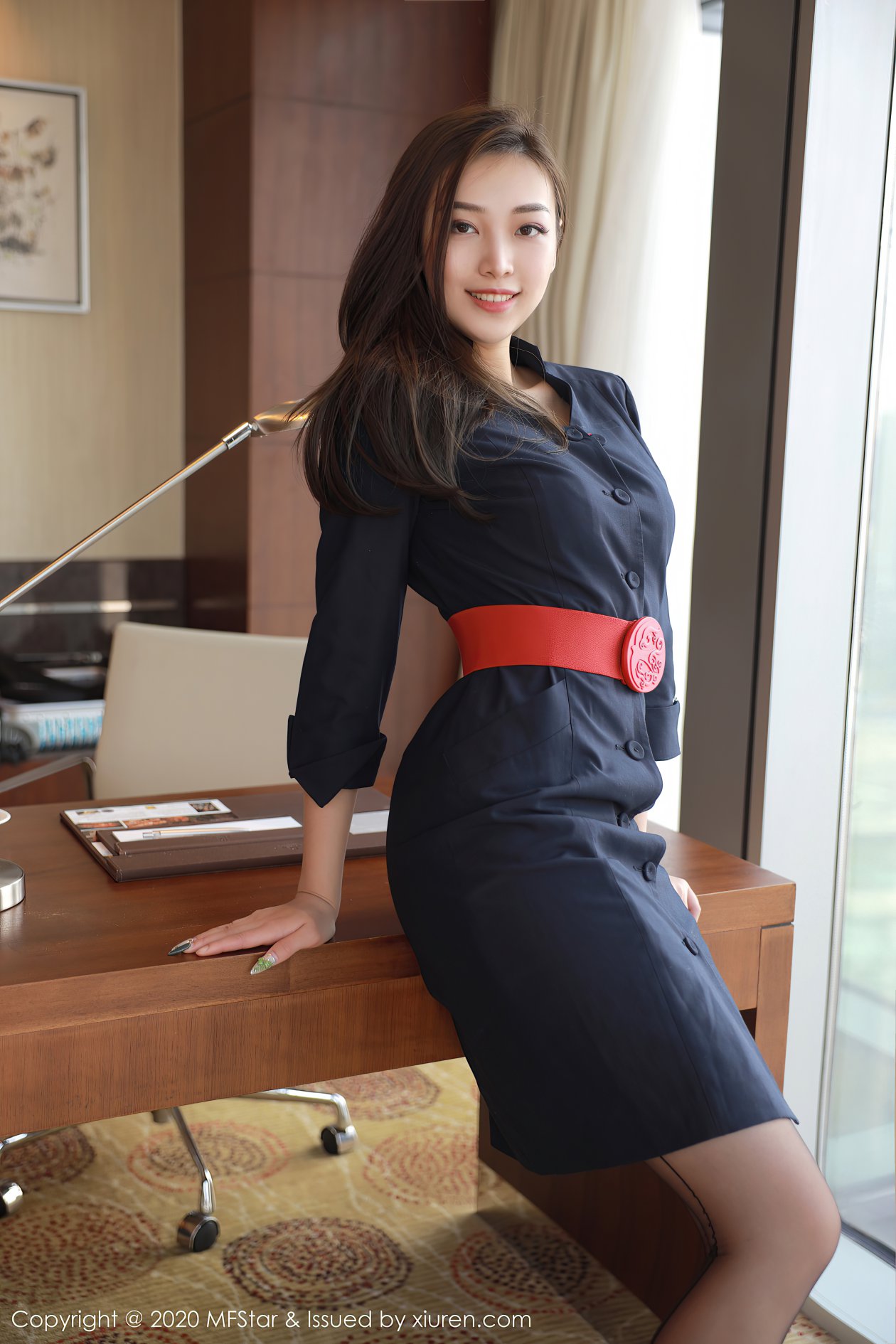 [MFStar模范学院] 2020.10.21 VOL.404 郑颖姗 [50P-532MB]