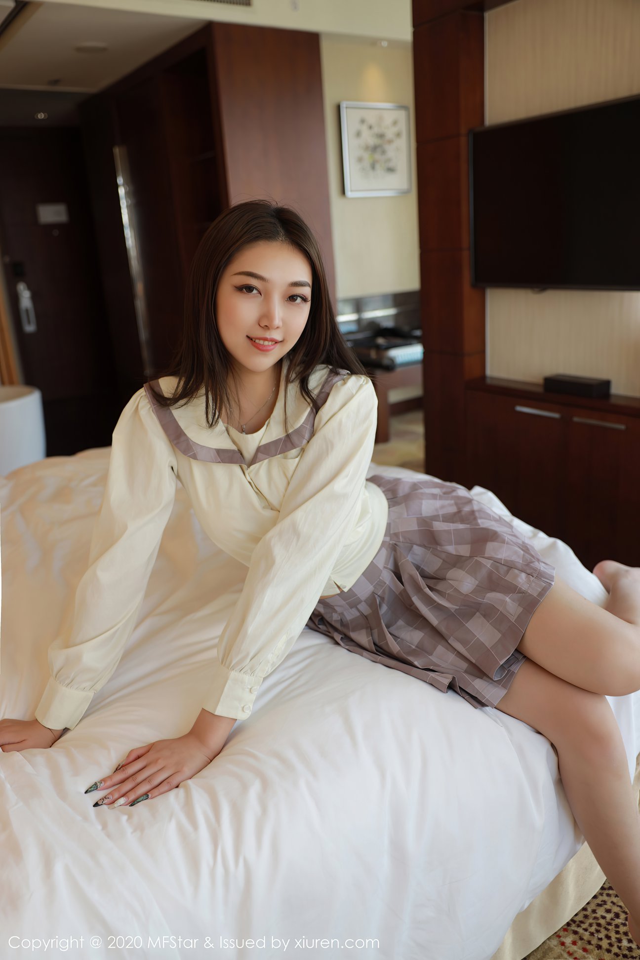 [MFStar模范学院] 2020.10.10 VOL.399 郑颖姗 [43P-406MB]