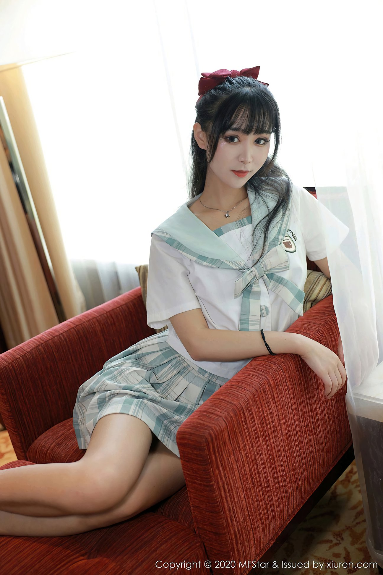 [MFStar模范学院] 2020.09.15 VOL.386 小果冻儿 [51P-958MB]