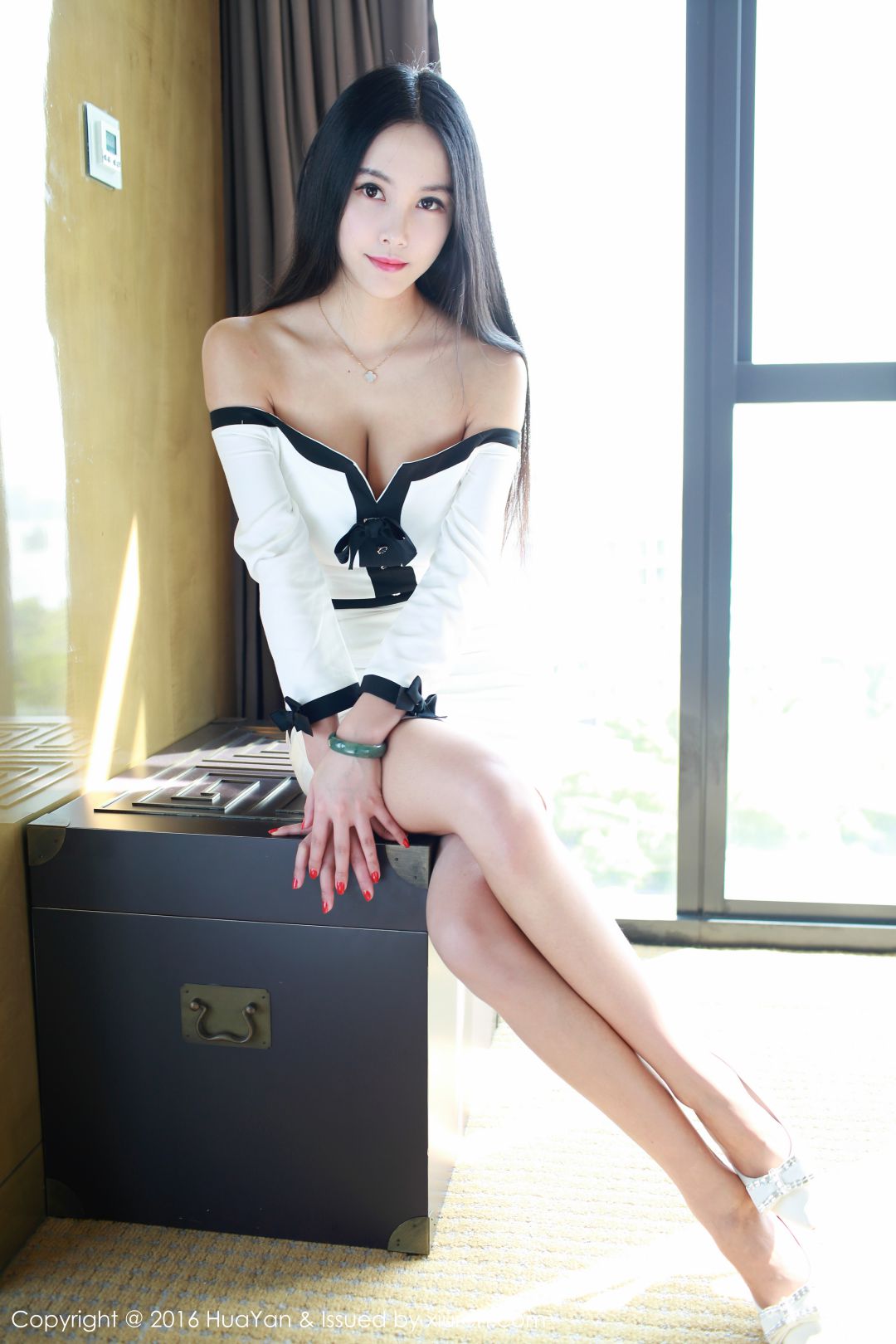 [HuaYan花の颜] 2016.09.12 VOL.004 陆金佳Jessica [53P-239M]
