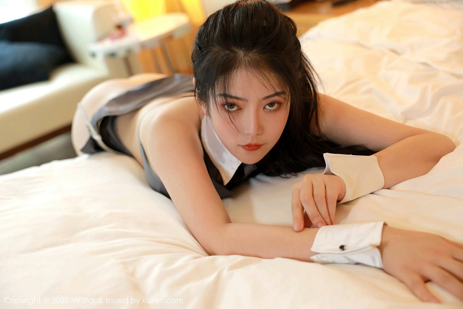 [MFStar模范学院] 2020.08.26 VOL.376 南晓梦 [41P-856MB]