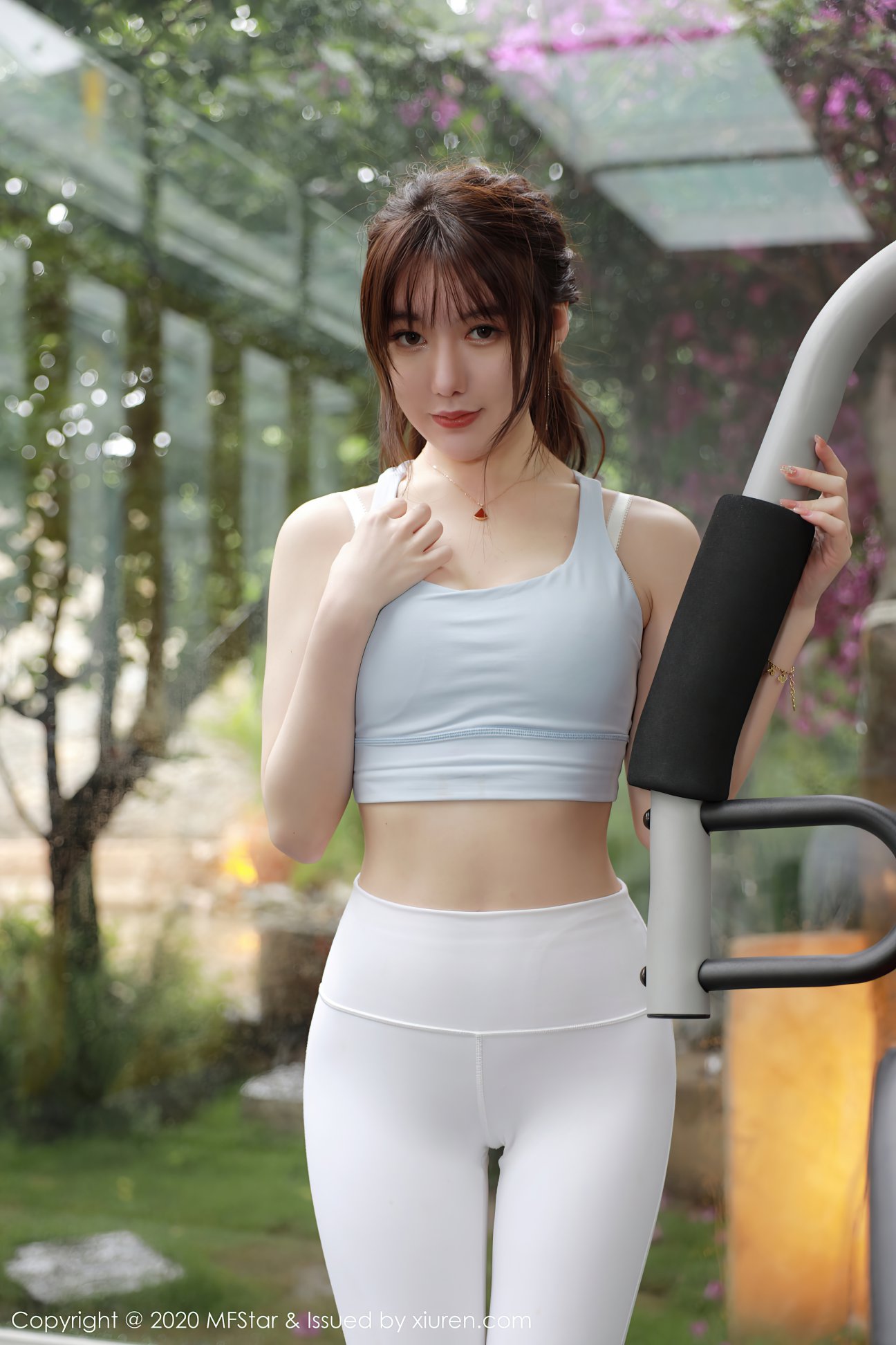 [MFStar模范学院] 2020.08.10 VOL.365 薛琪琪sandy [46P-460MB]