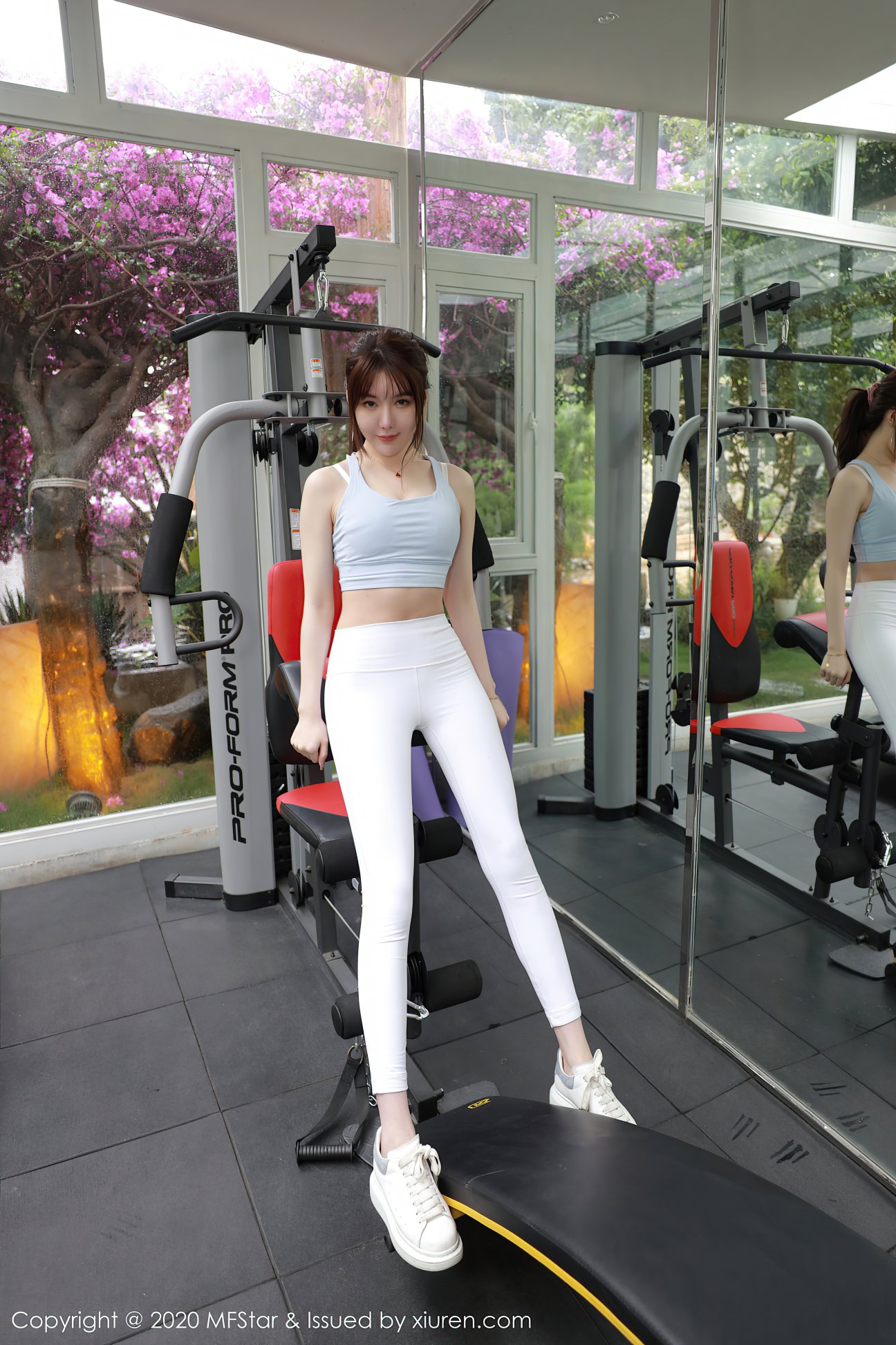 [MFStar模范学院] 2020.08.10 VOL.365 薛琪琪sandy [46P-460MB]
