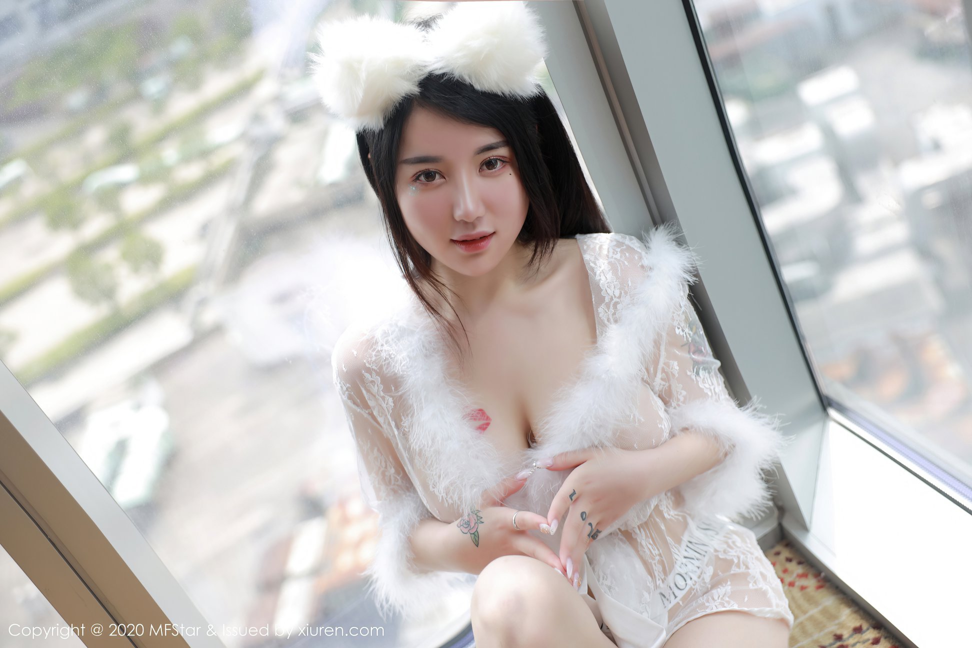 [MFStar模范学院] 2020.07.23 VOL.353 美七Mia [45P-447MB]