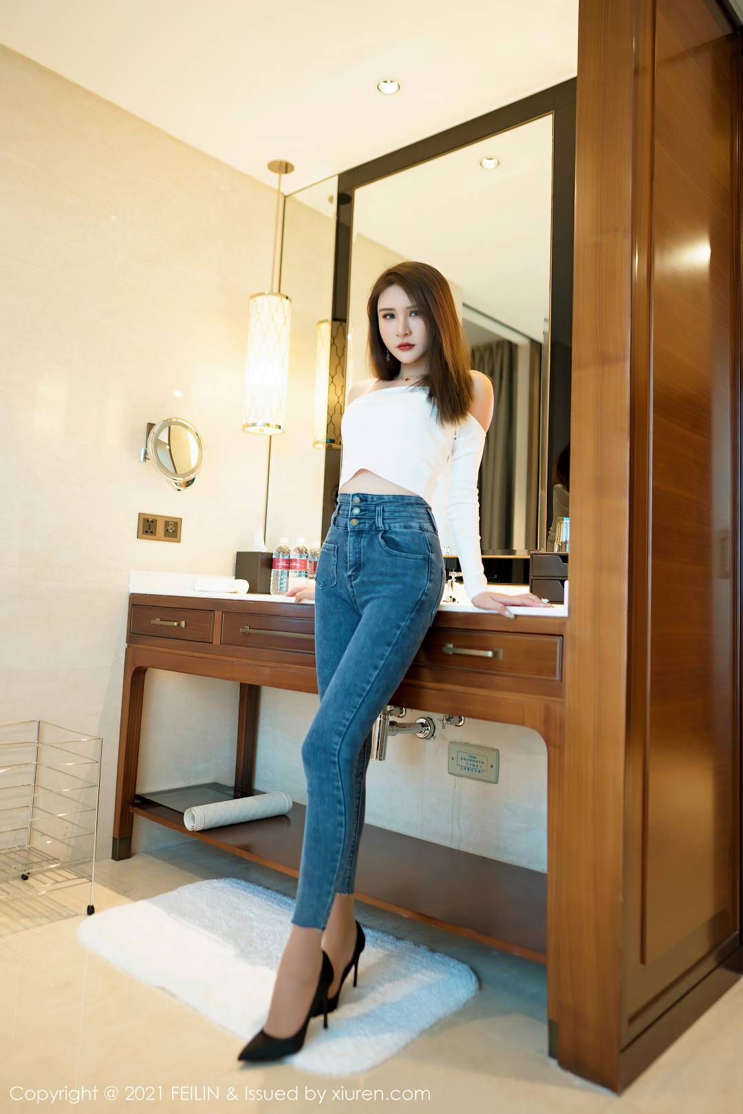 [FEILIN嗲囡囡] 2021.05.13 VOL.389 Emily顾奈奈 [42P-417MB]