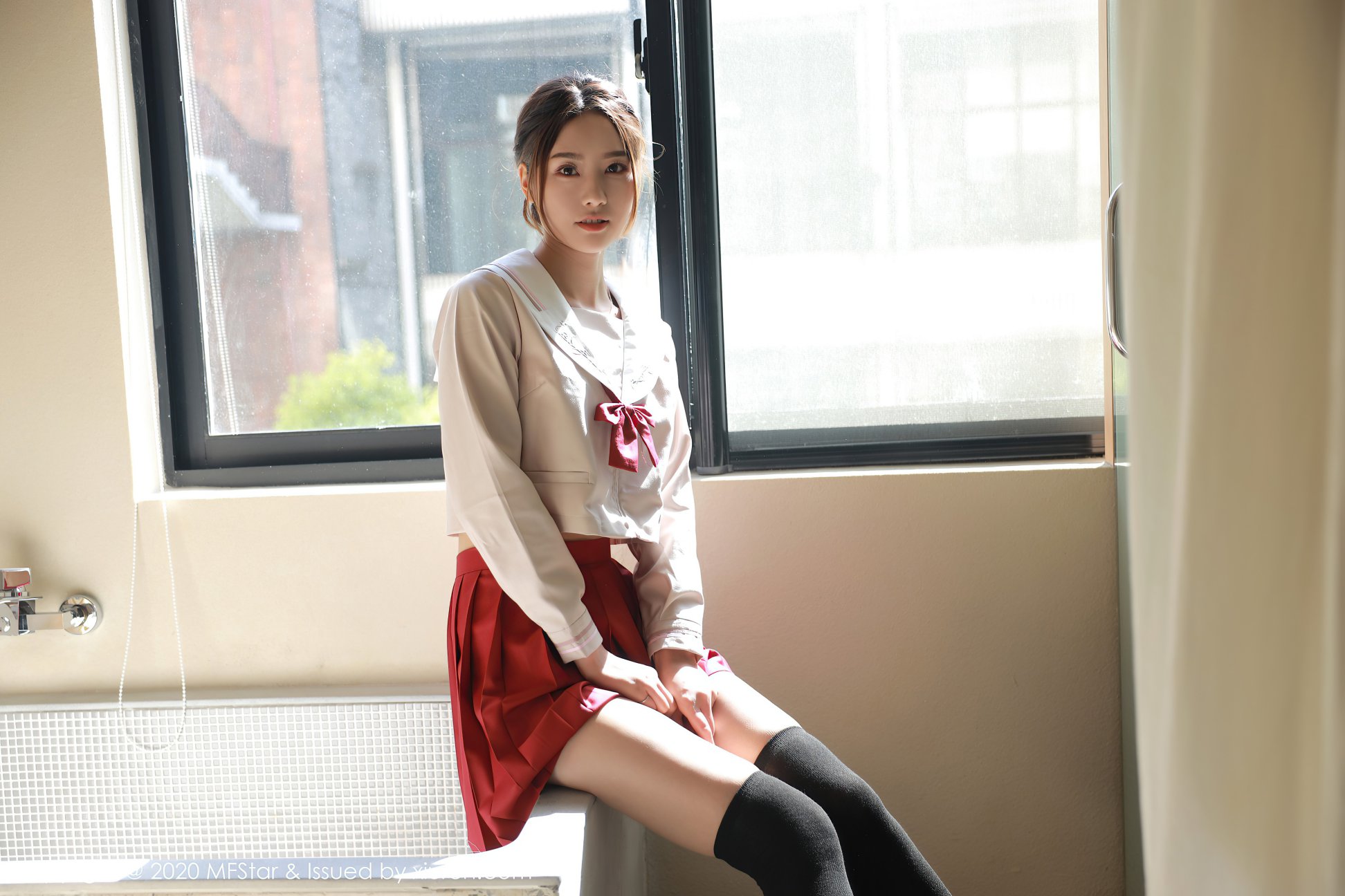 [MFStar模范学院] 2020.07.06 VOL.340 方子萱 [61P-155MB]