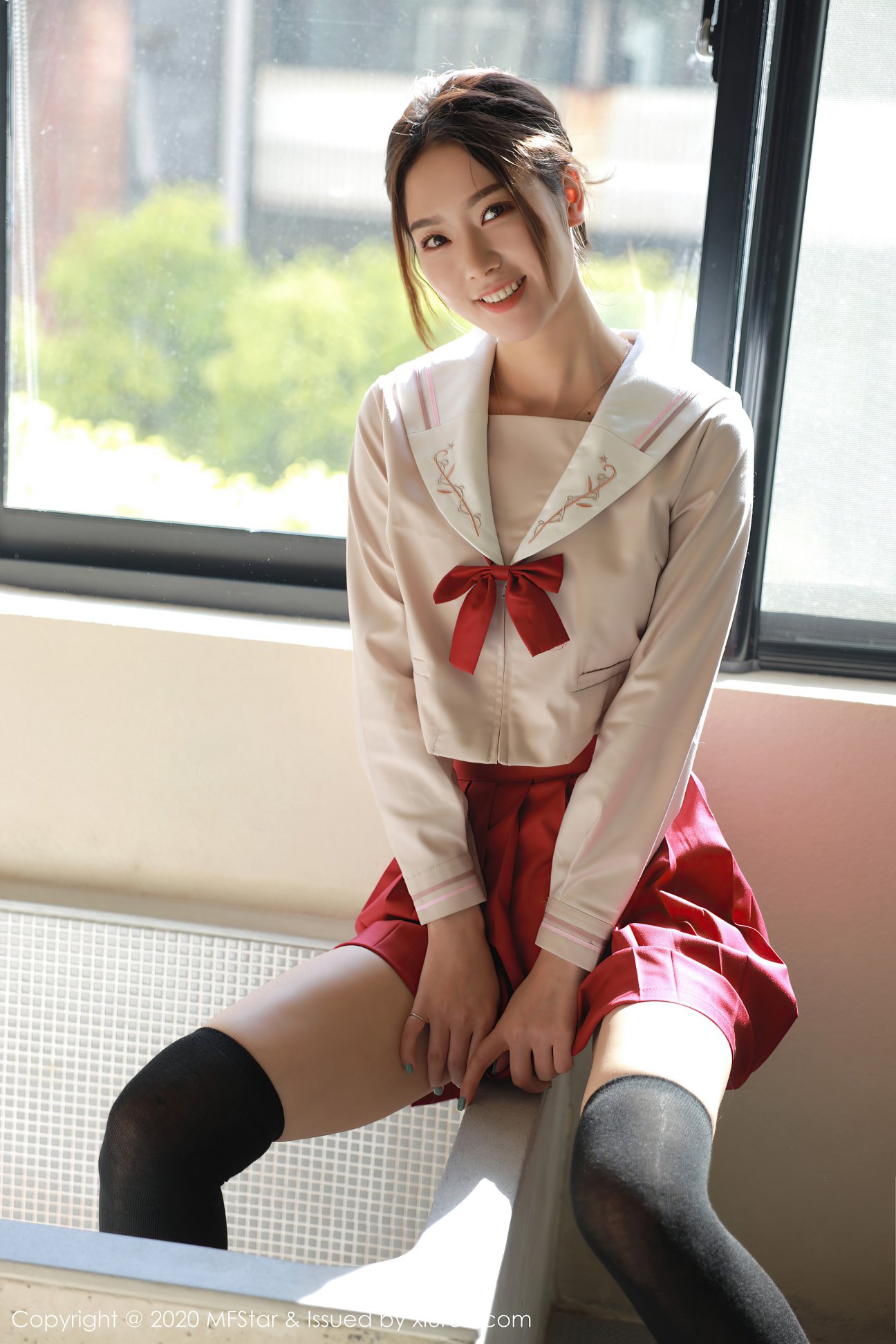 [MFStar模范学院] 2020.07.06 VOL.340 方子萱 [61P-155MB]